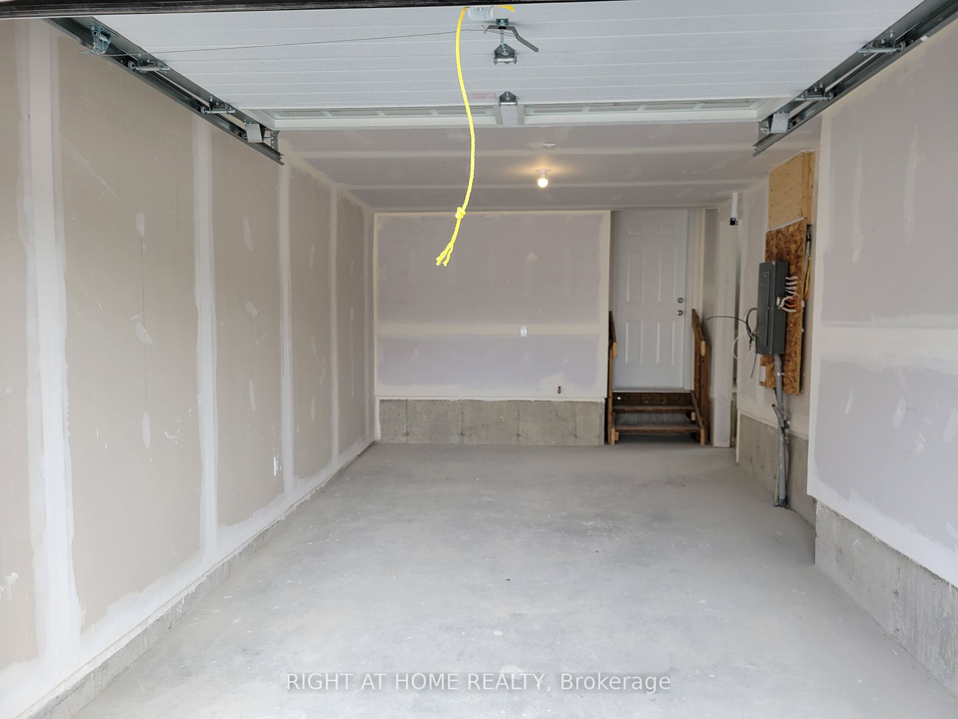 2601 Magdalen Path
