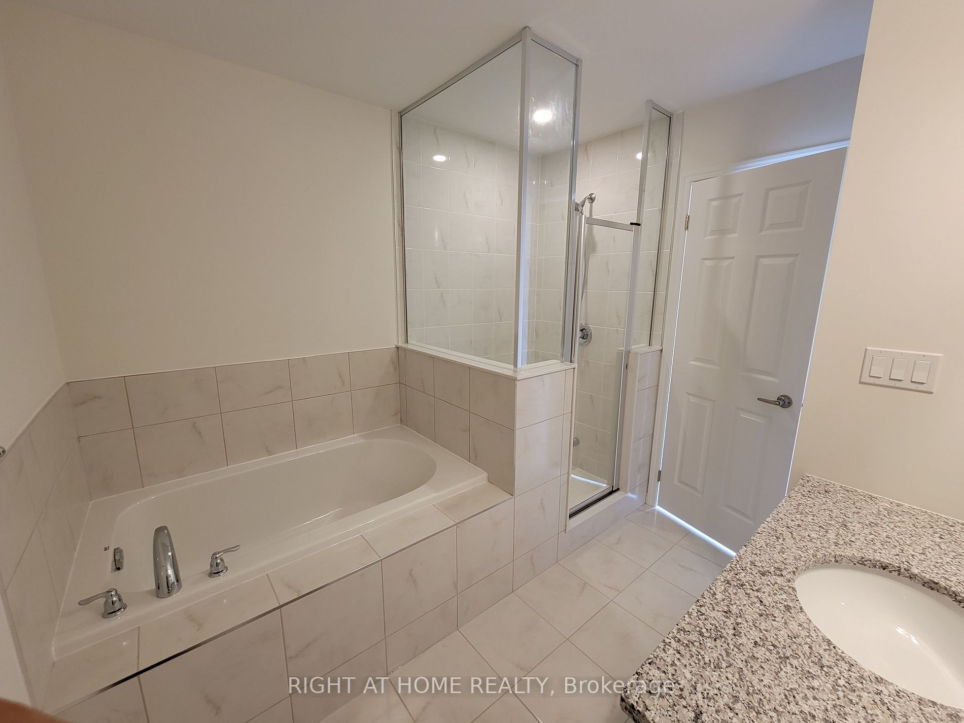 2601 Magdalen Path