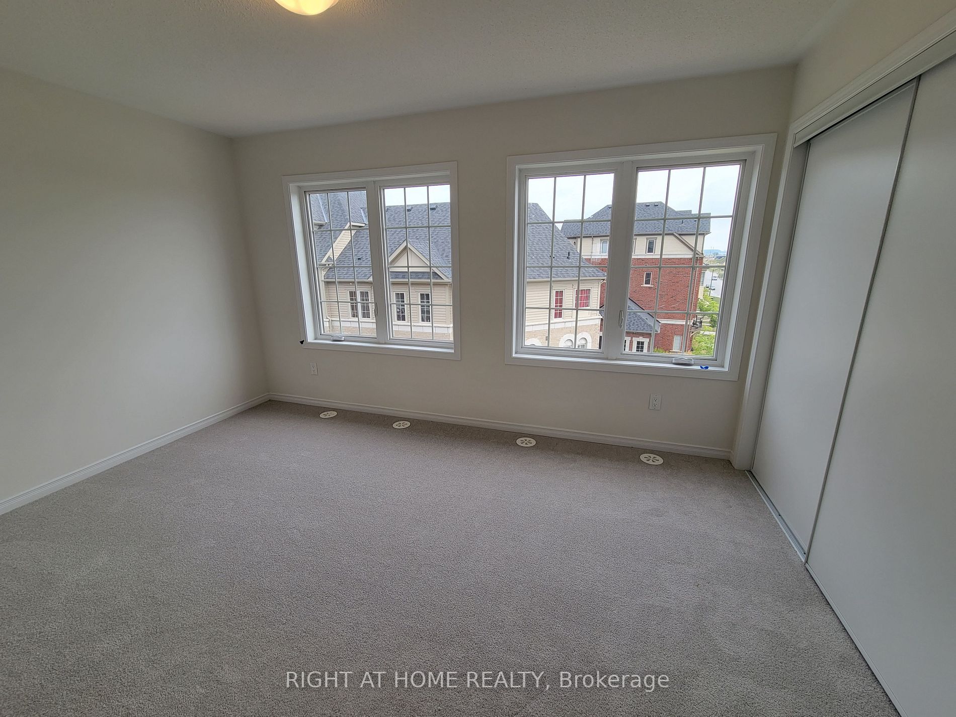 2601 Magdalen Path