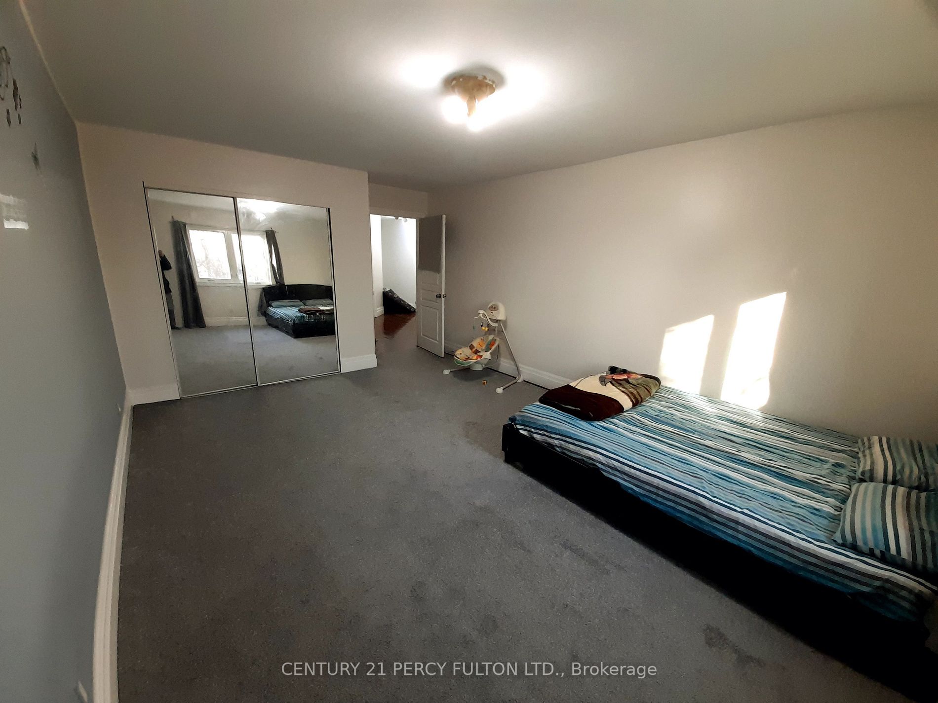 15 Holswade Road, #Upper