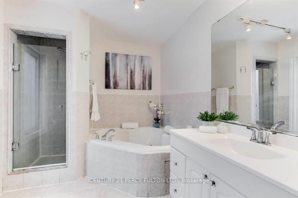 15 Holswade Road, #Upper
