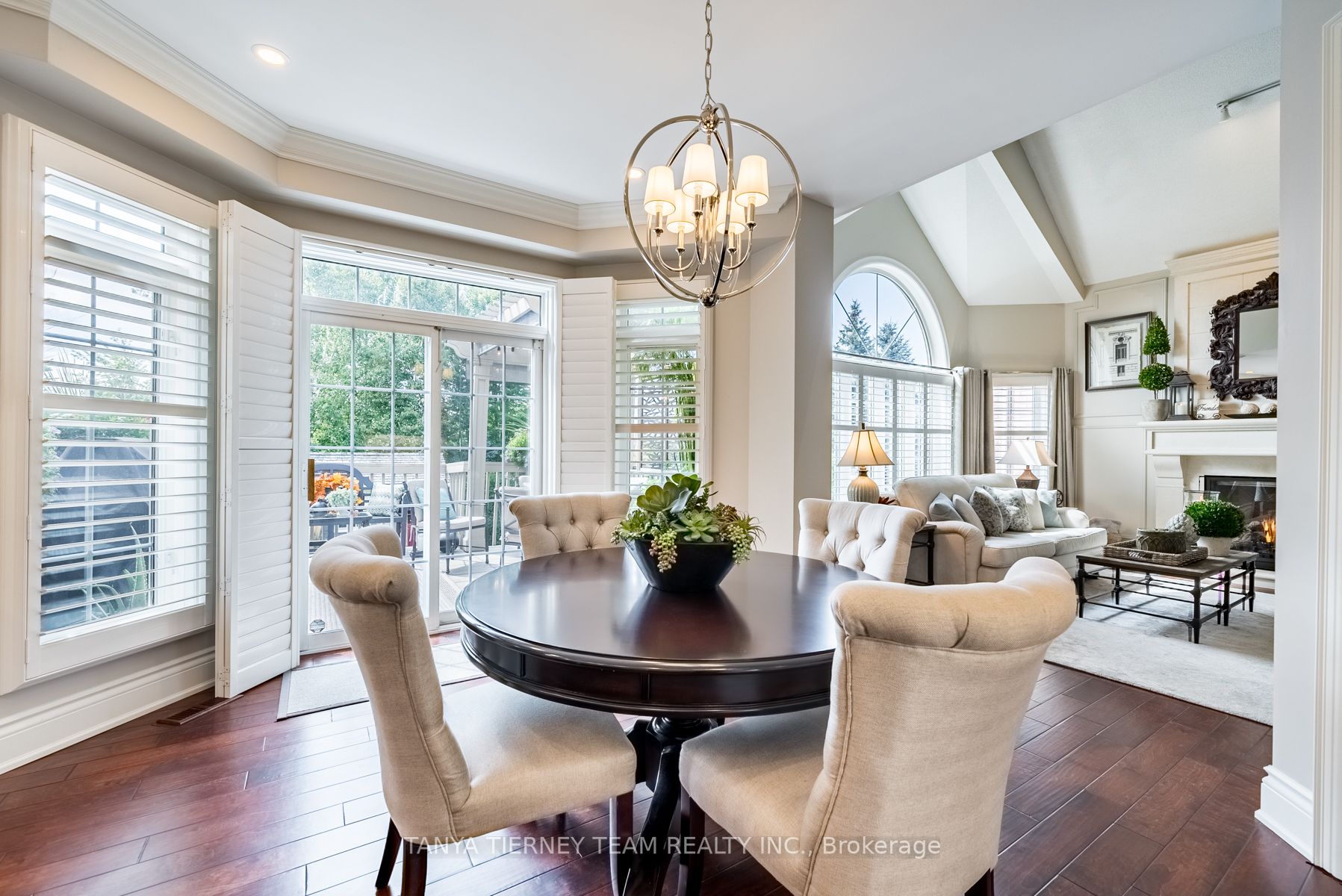12 Lennon Crt