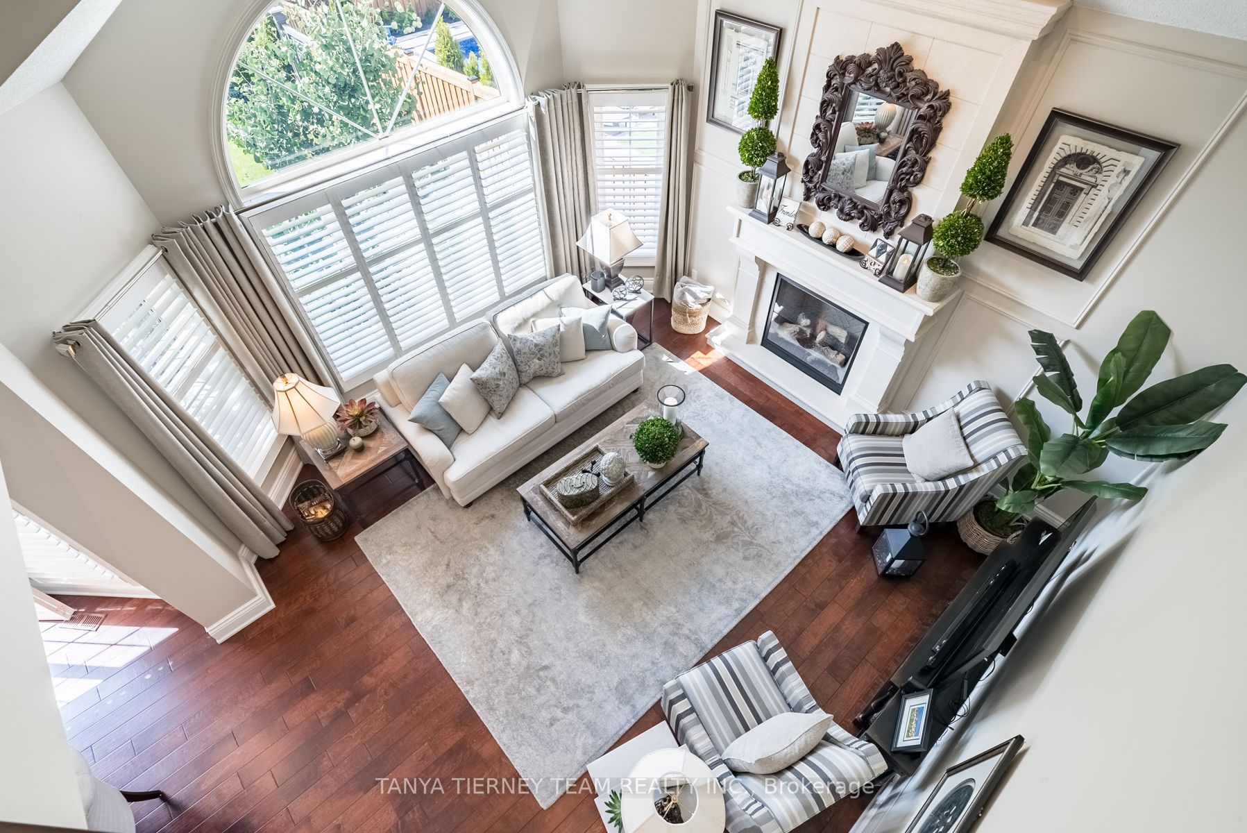 12 Lennon Crt