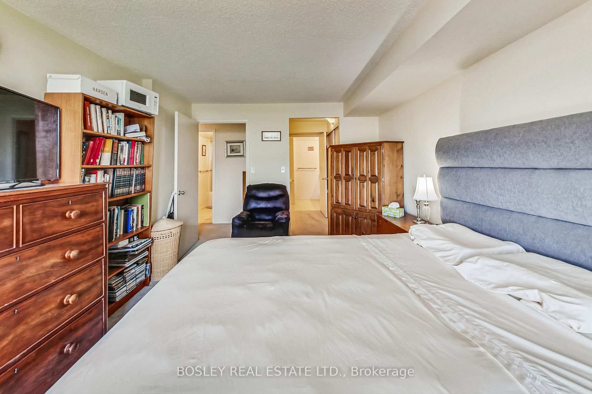 90 Dale Ave, #1003