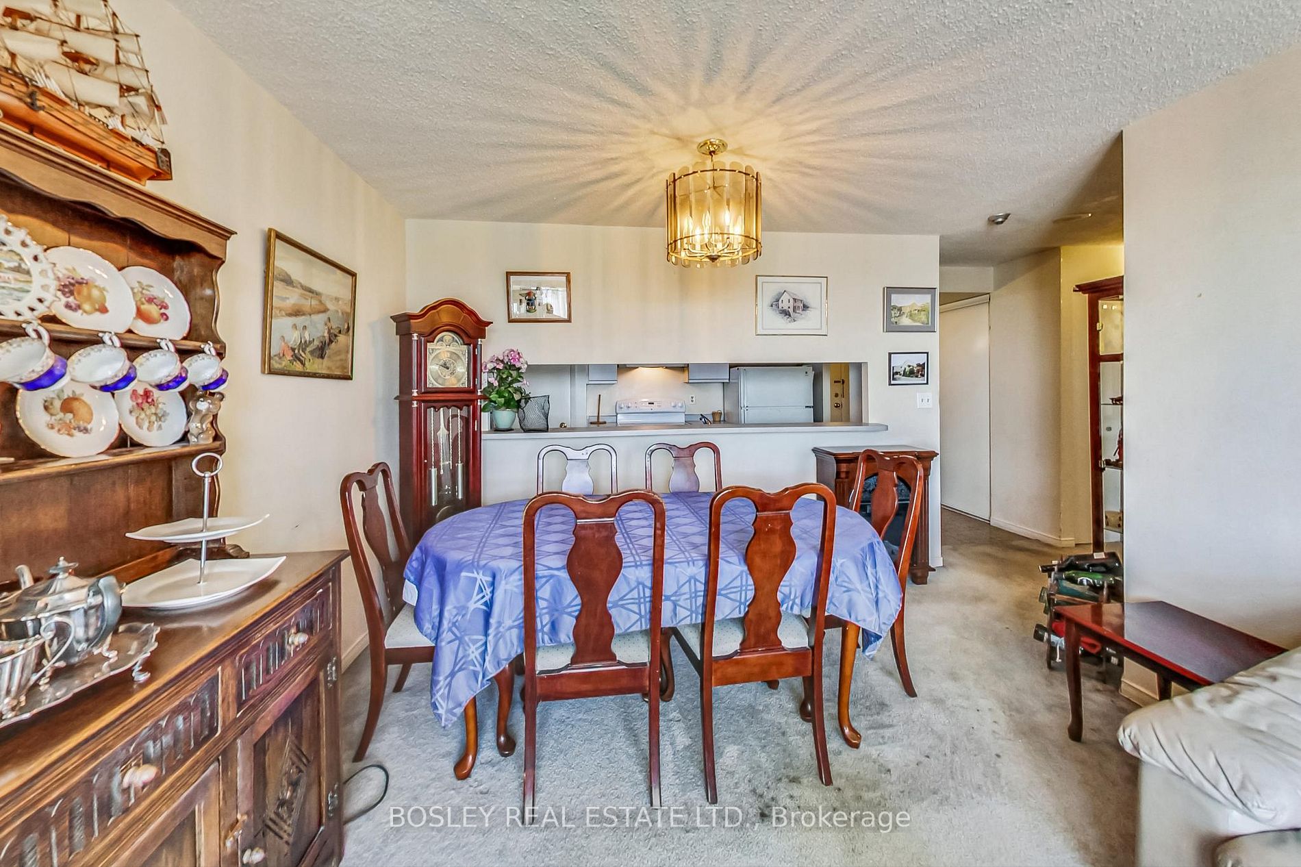 90 Dale Ave, #1003
