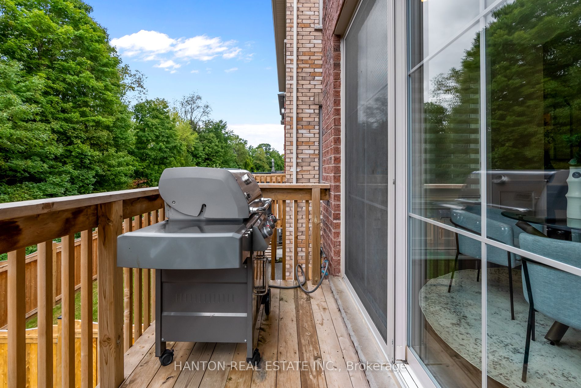 115 Auckland Dr