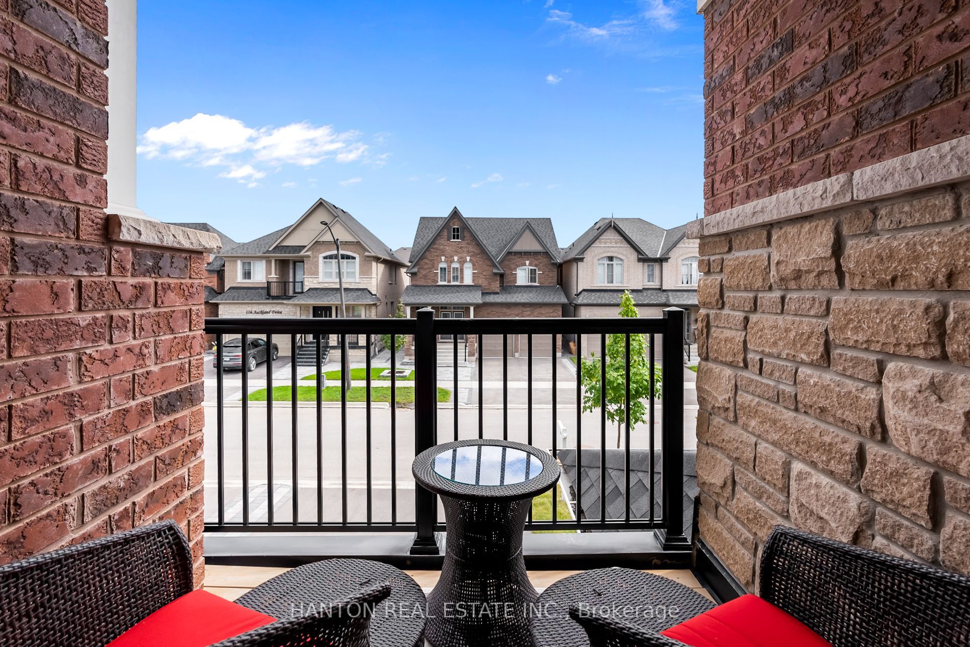115 Auckland Dr