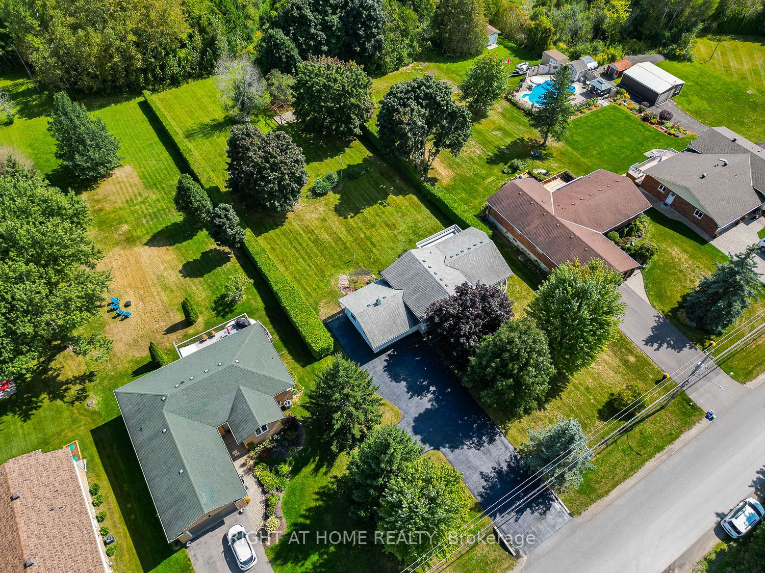 16707 Old Simcoe Rd