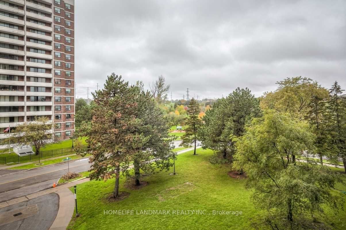 100 Prudential Dr, #1205