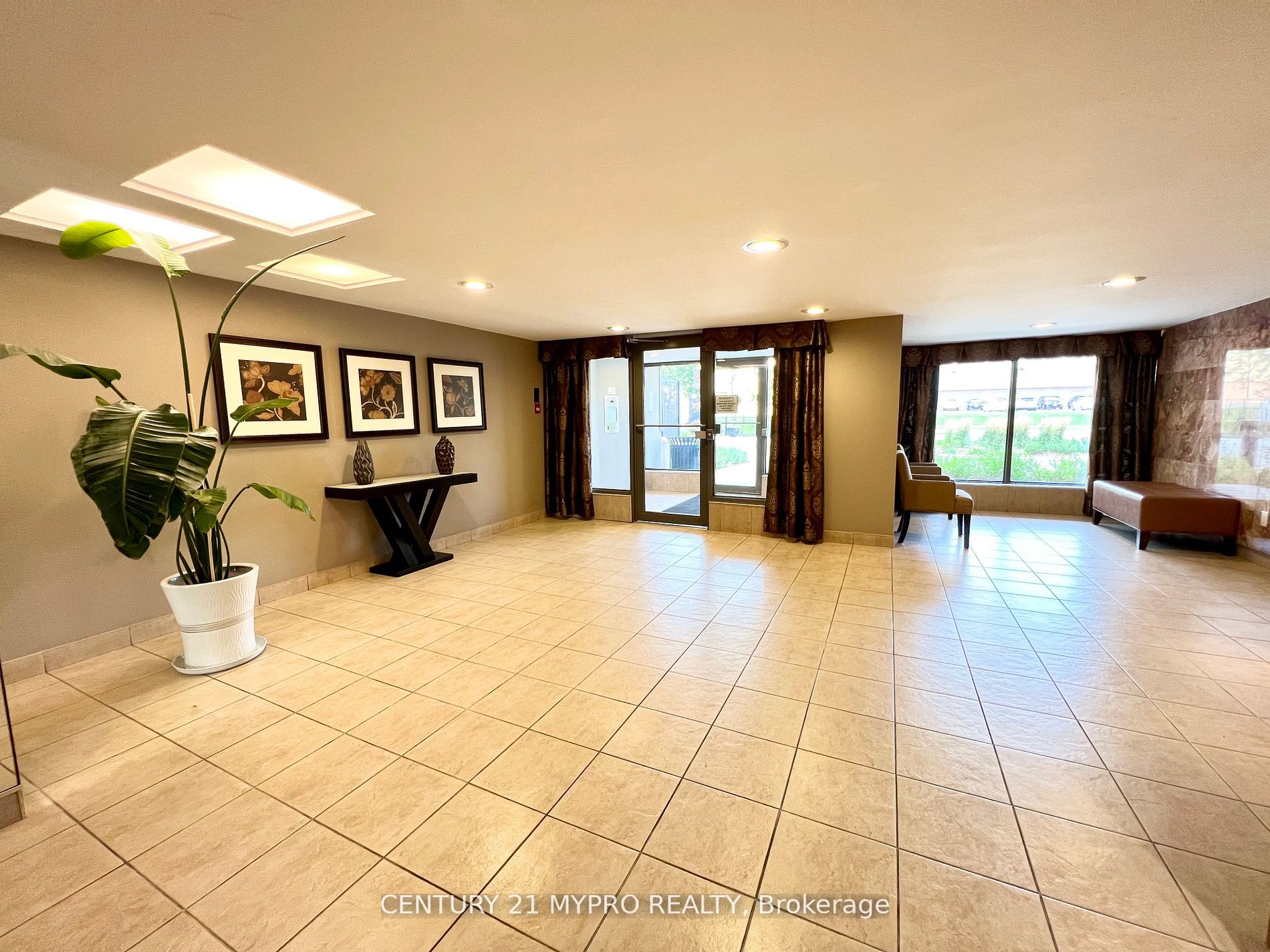 3131 Bridletowne Circ, #103