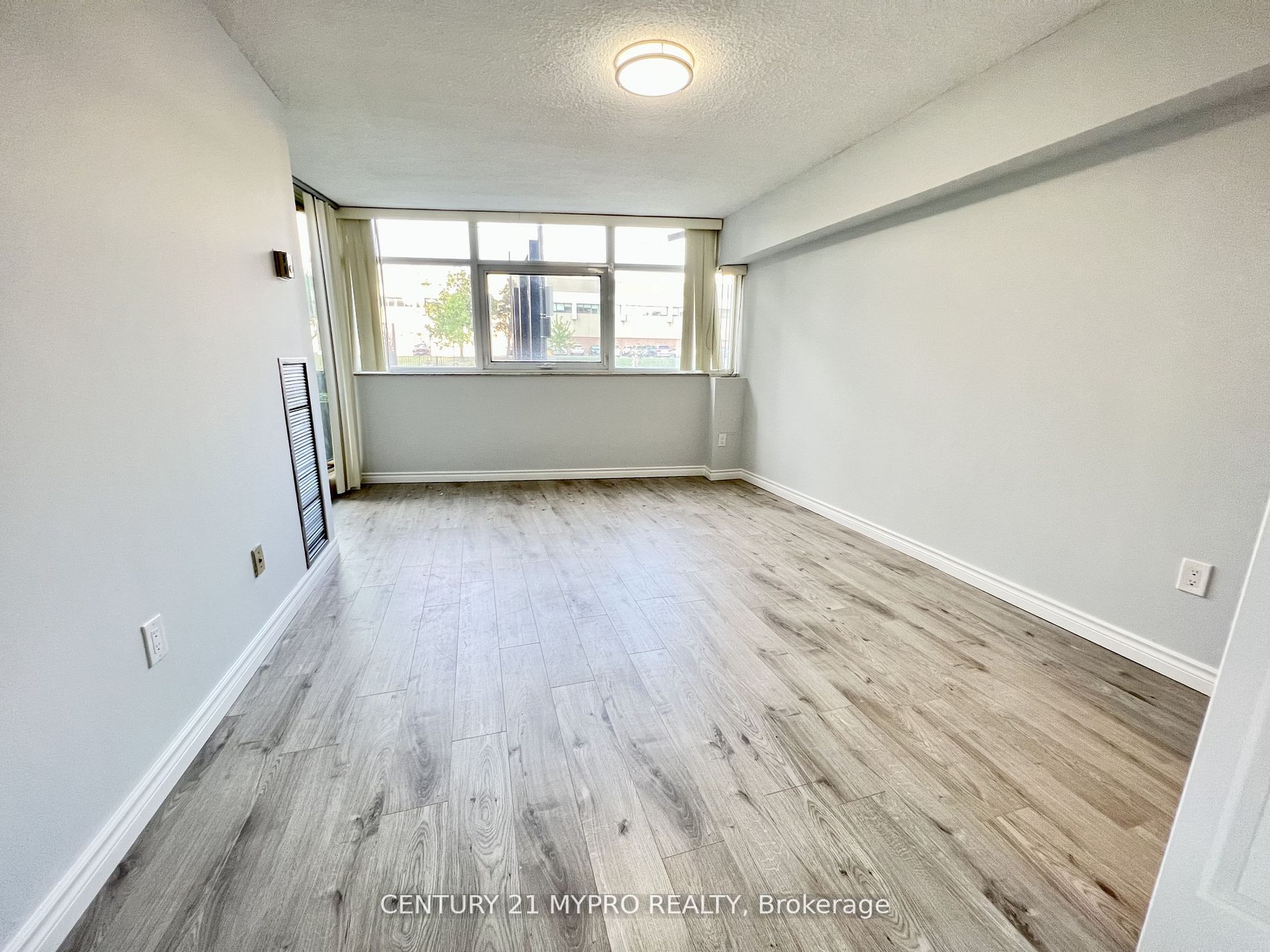 3131 Bridletowne Circ, #103