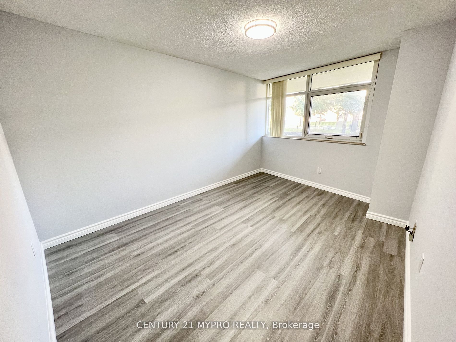 3131 Bridletowne Circ, #103