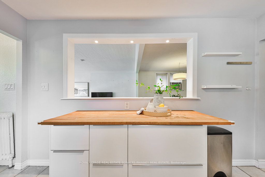 31 Davies Crescent
