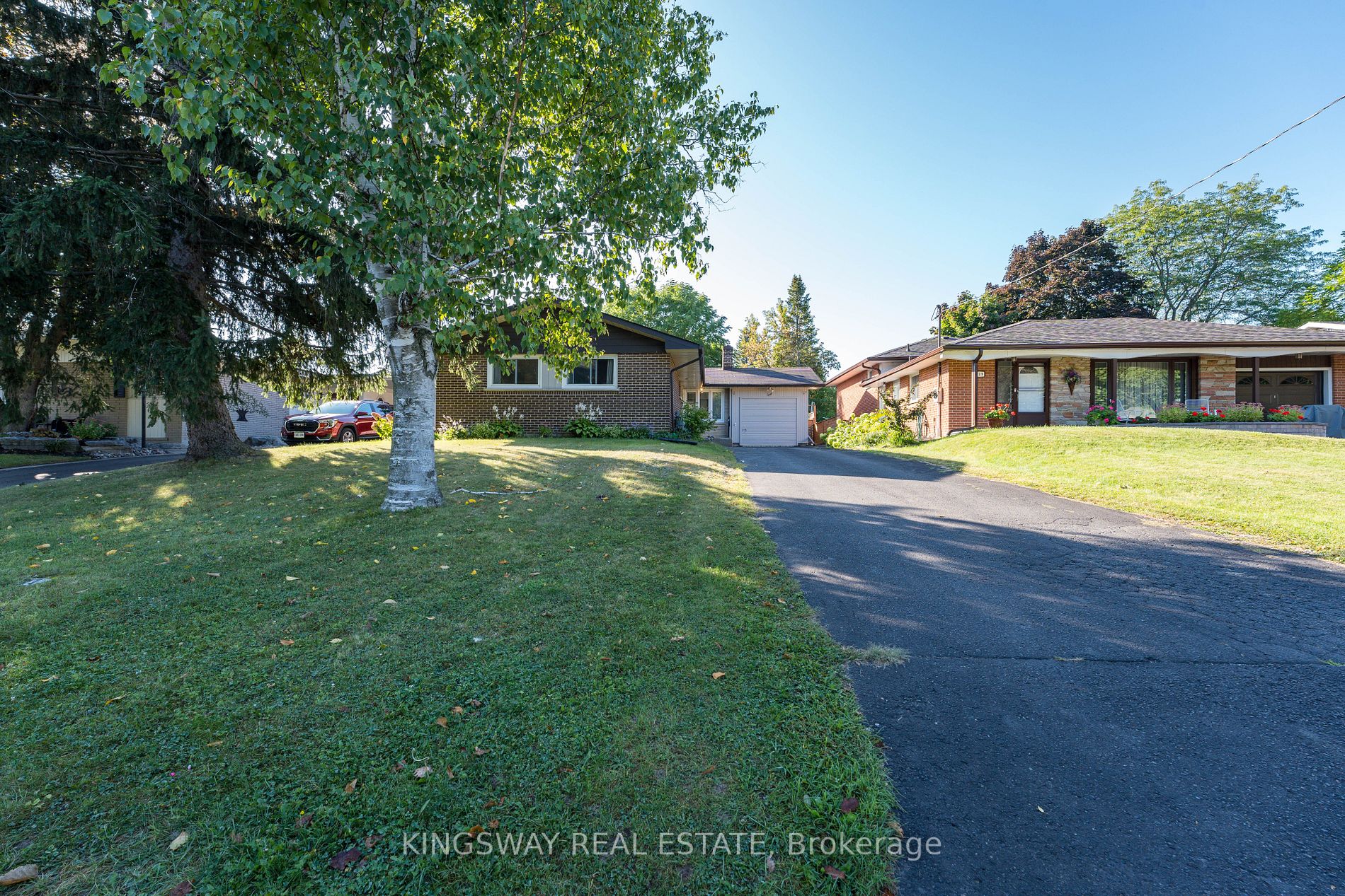 445 Juliana Dr
