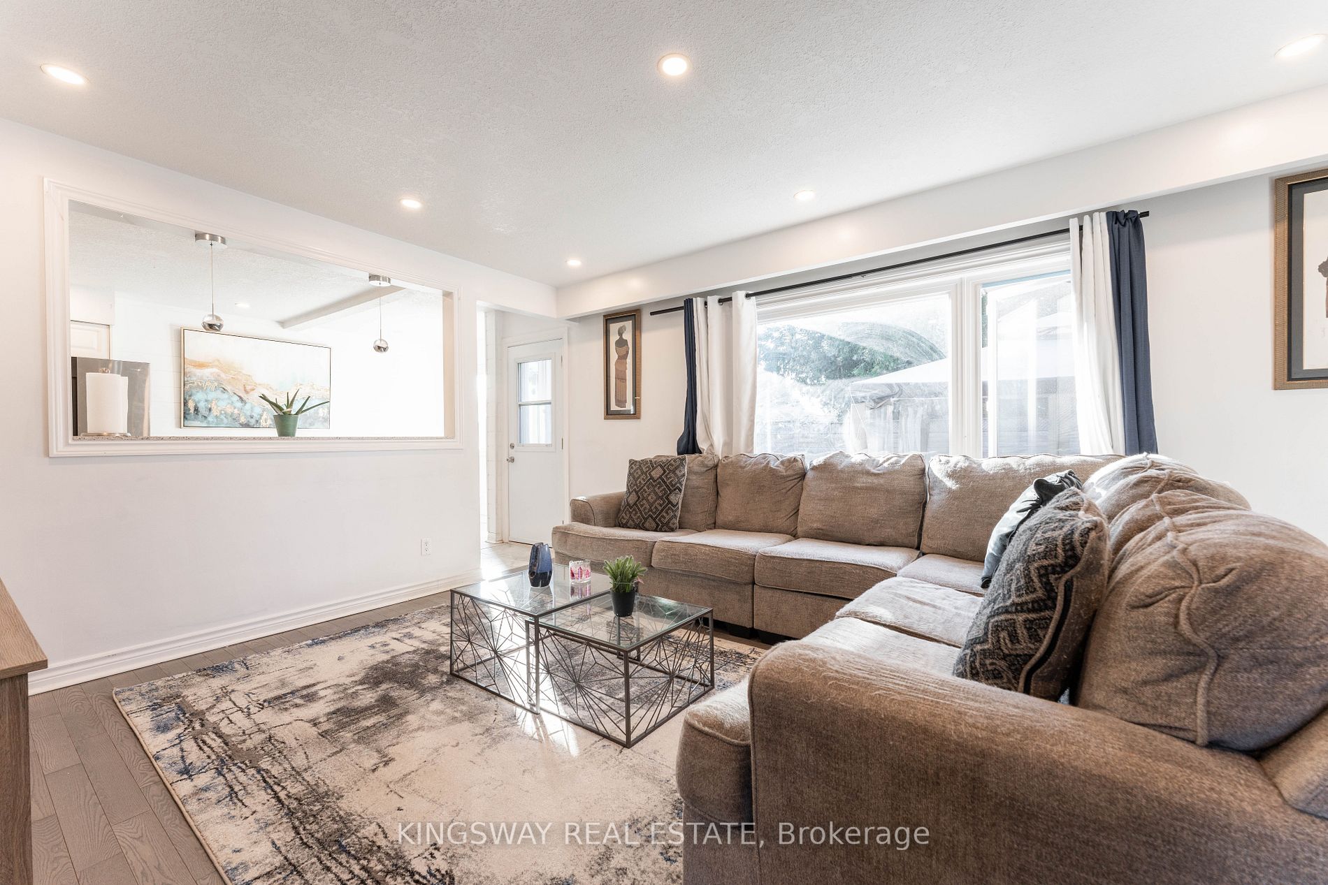 445 Juliana Dr