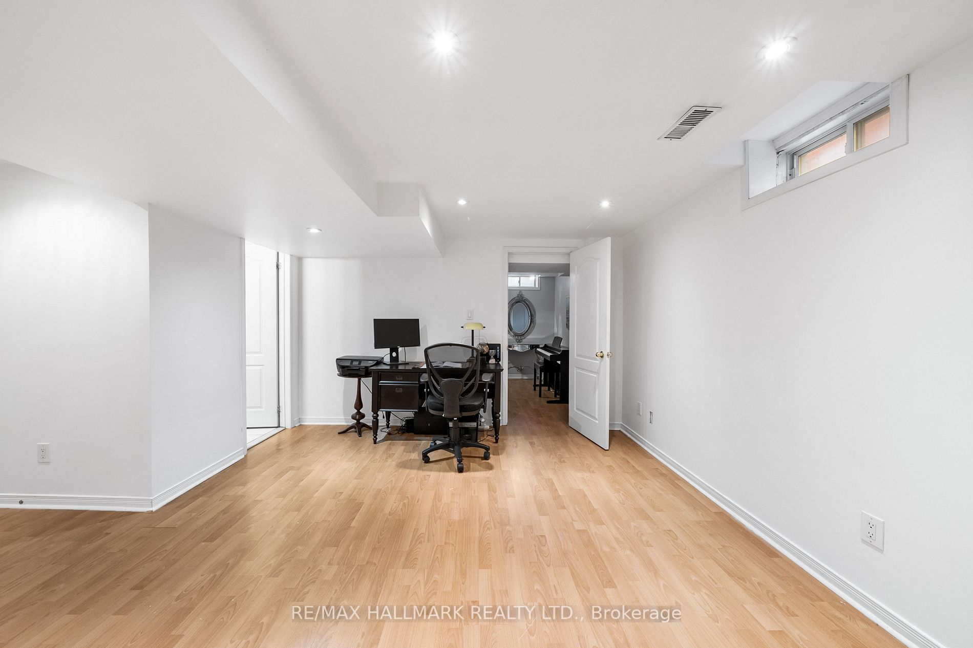 37 Tweedie Cres
