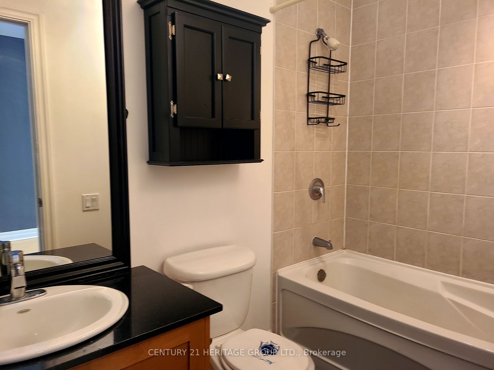 44 Bond St W, #416