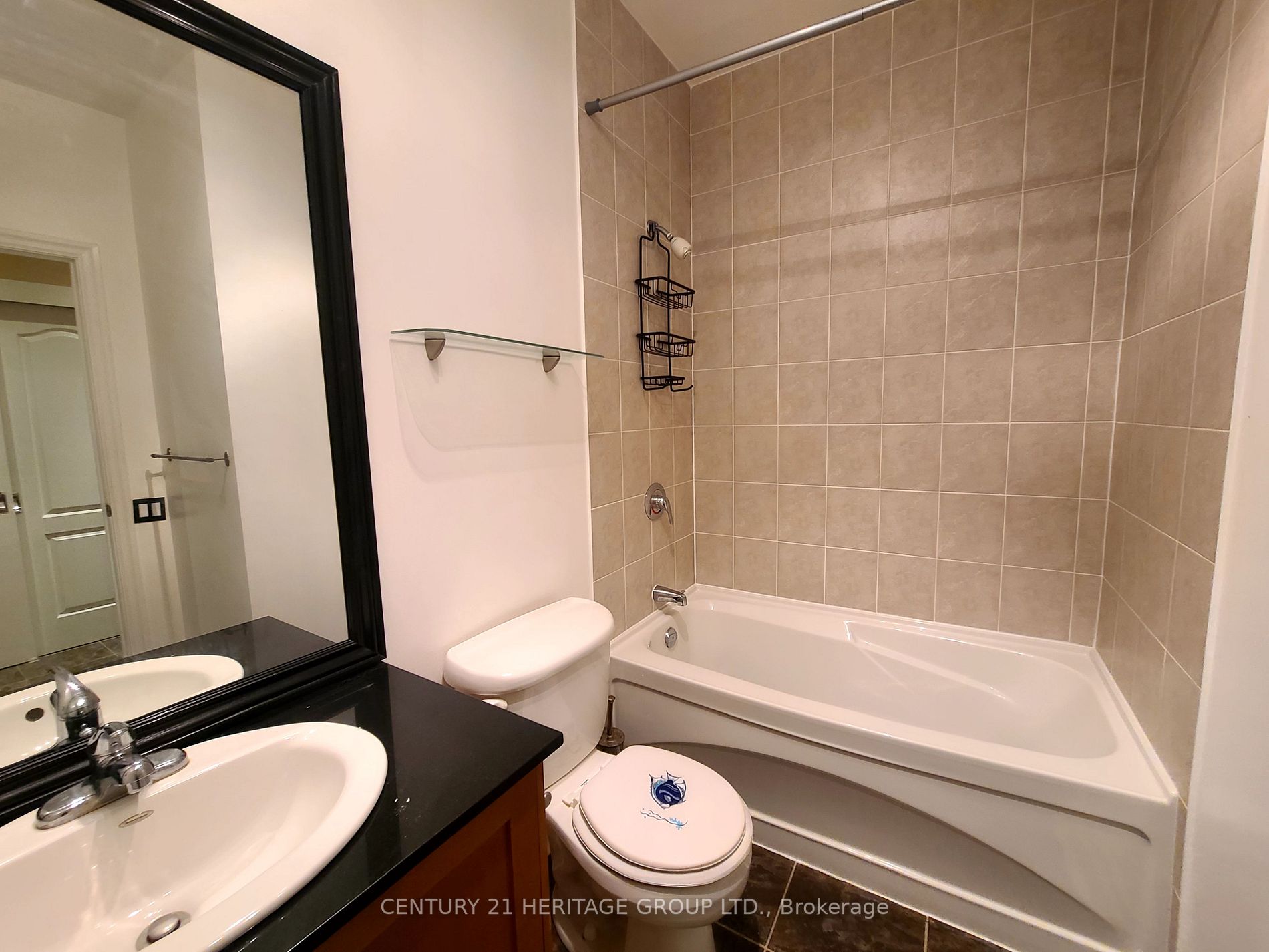 44 Bond St W, #416