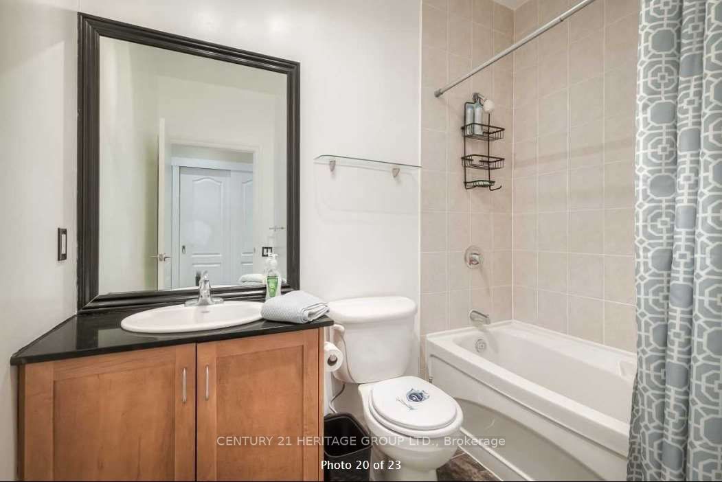 44 Bond St W, #416