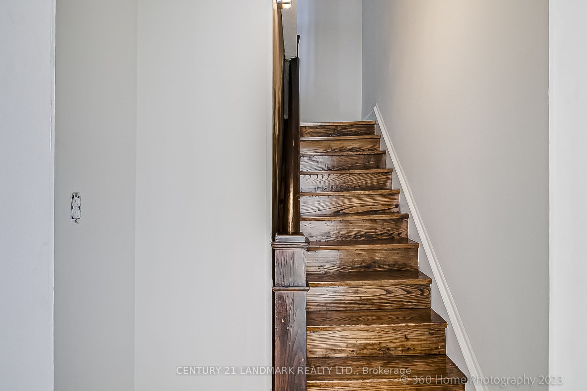 25 Warren Ave, #Upper