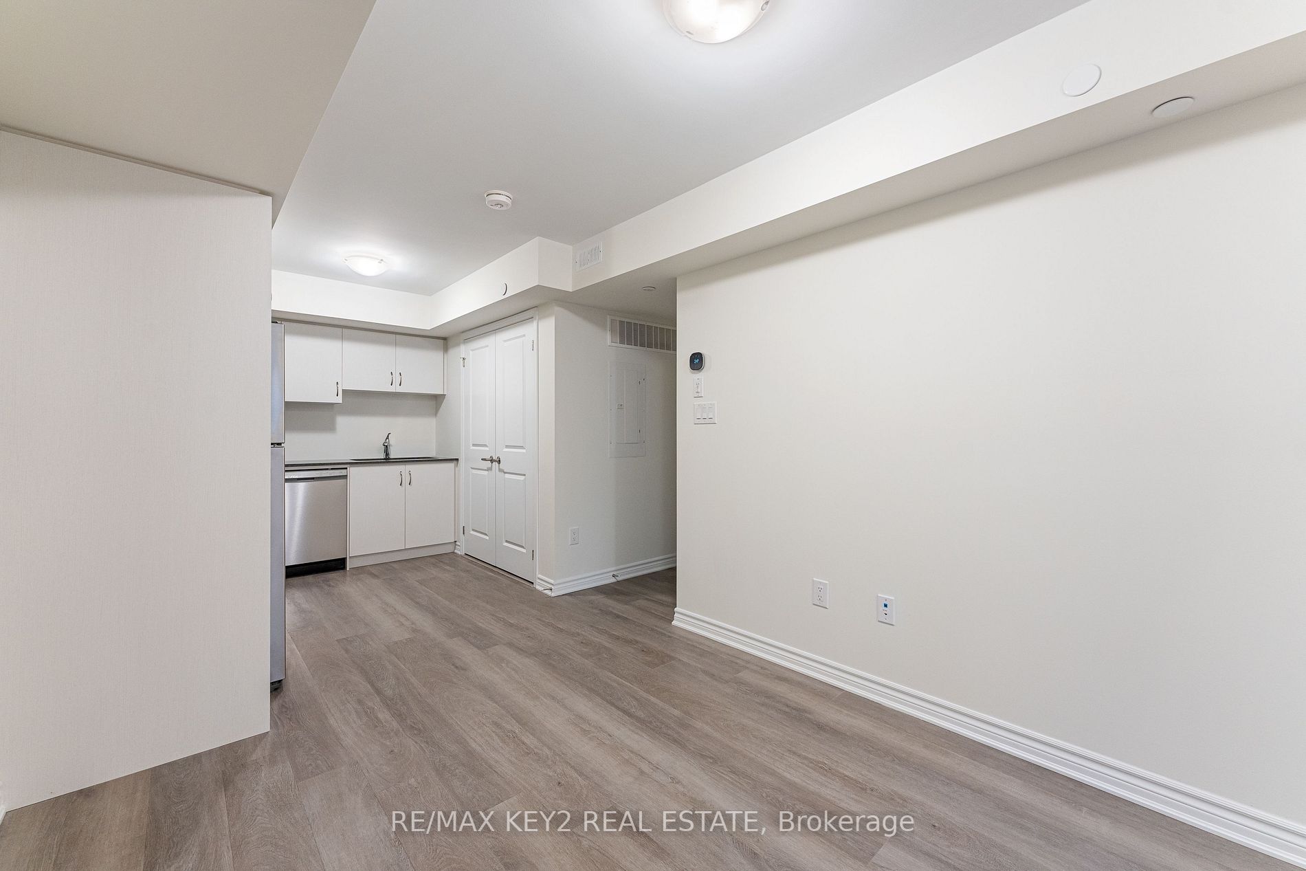 2789 Eglinton Avenue E, #407