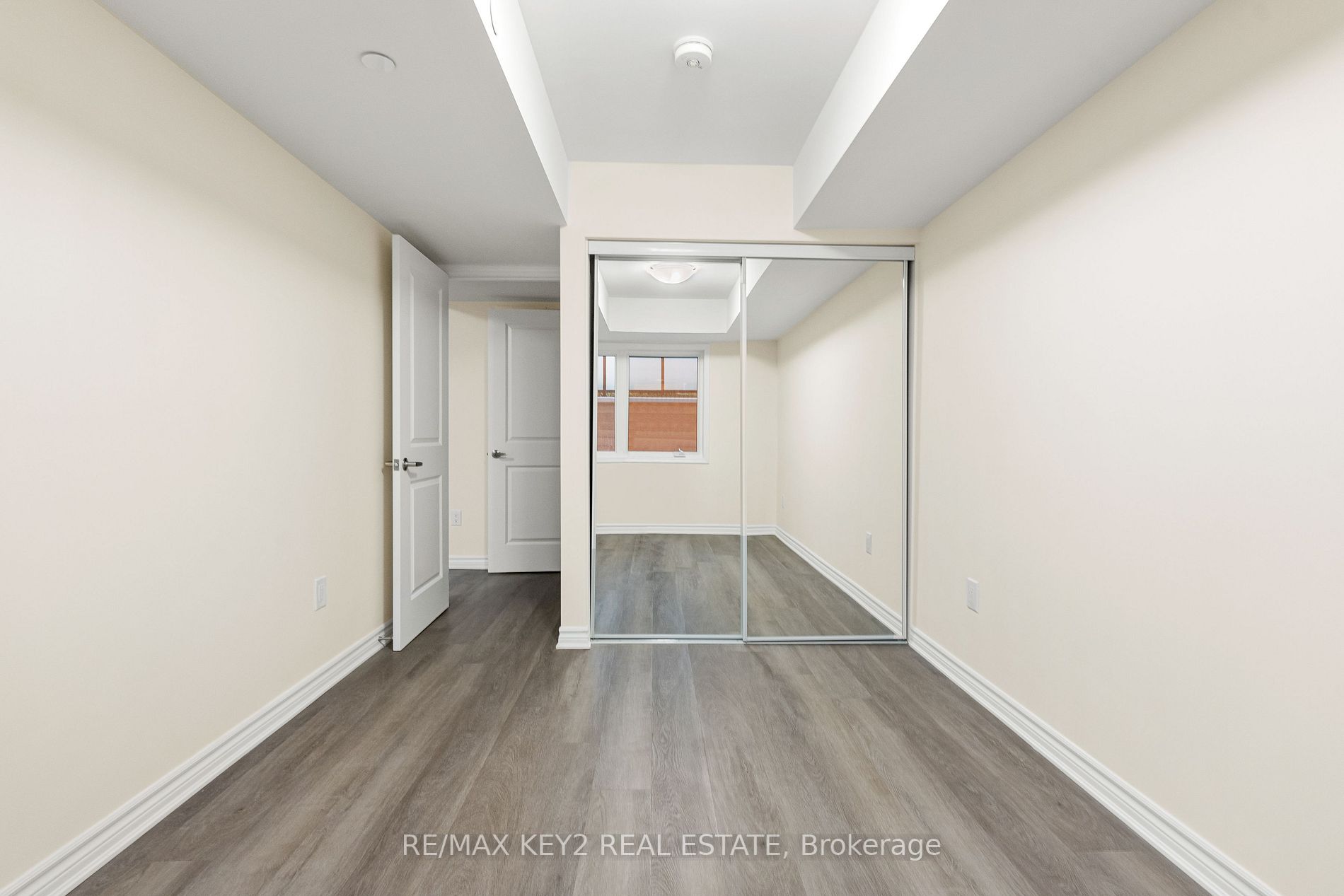 2789 Eglinton Avenue E, #407