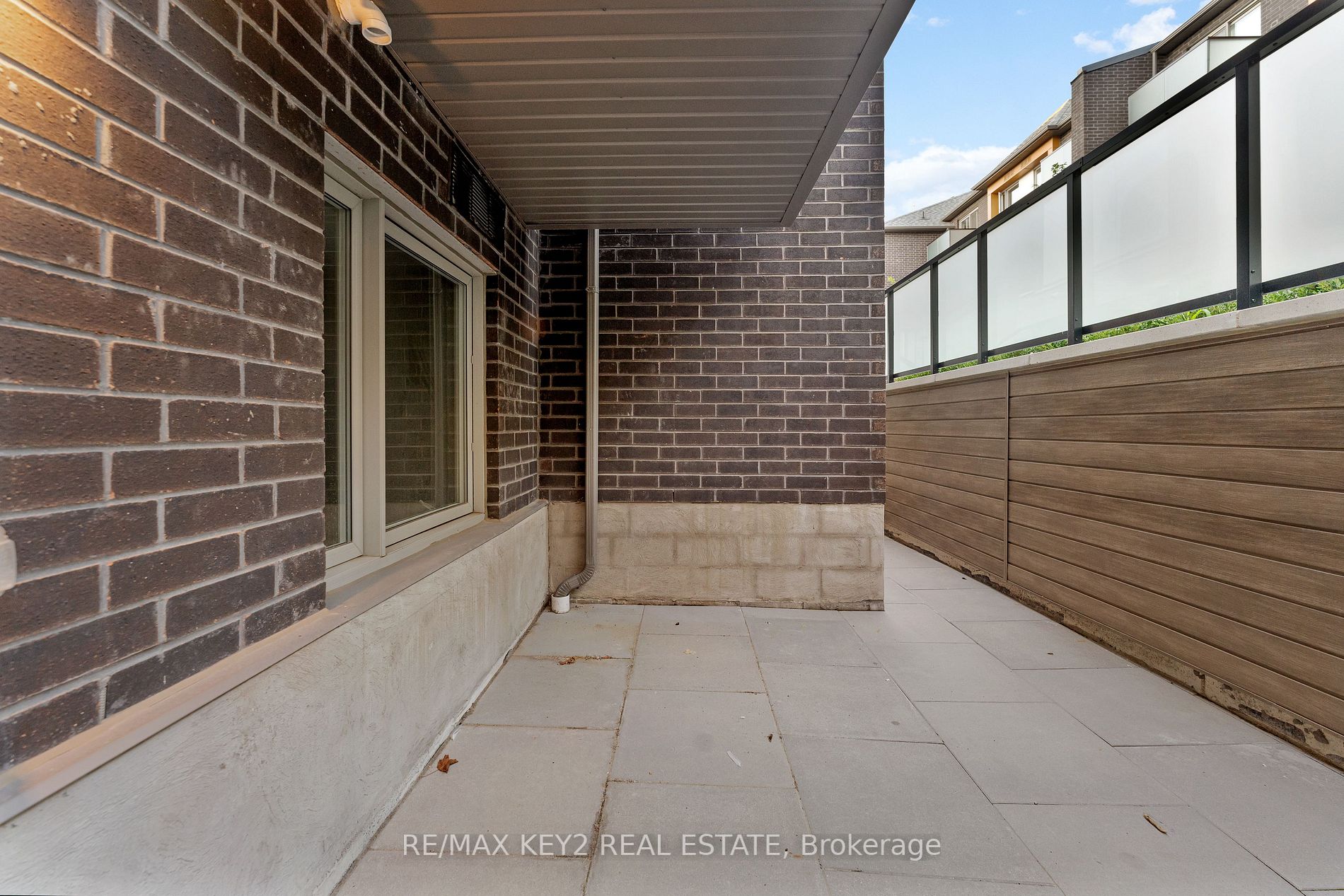 2789 Eglinton Avenue E, #407