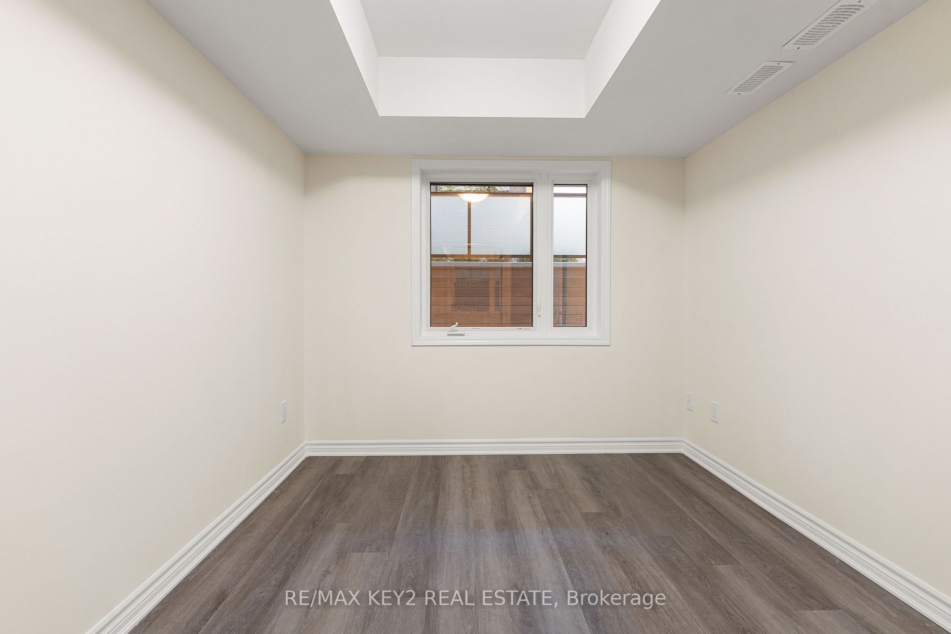 2789 Eglinton Avenue E, #407