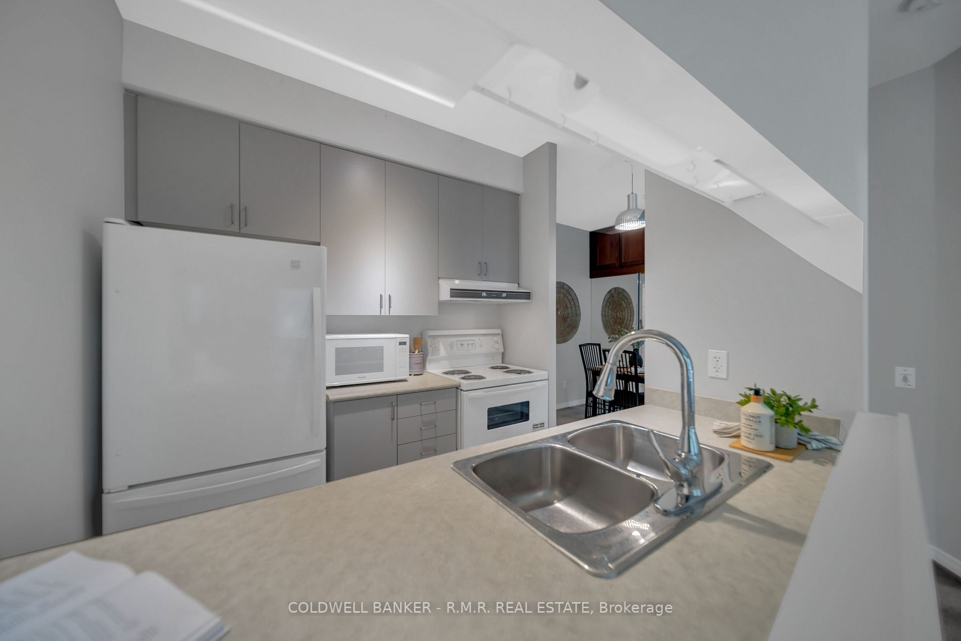 1200 The Esplanade Road N, #107