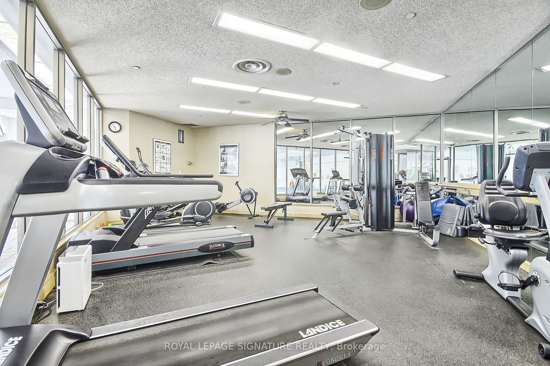 20 Guildwood Pkwy, #1402