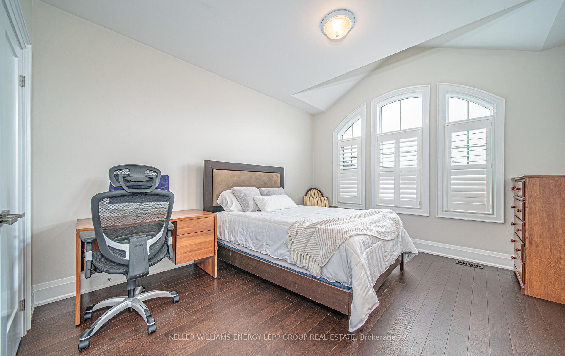 10 Donwoods Cres