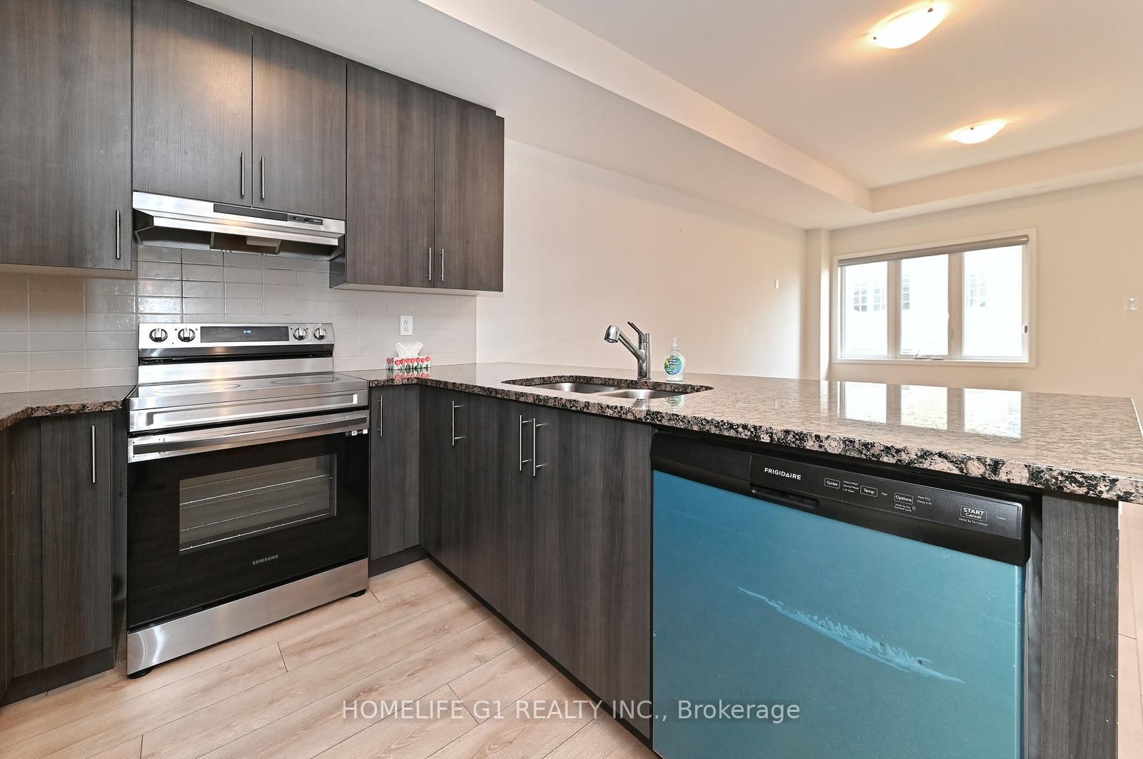 2605 Magdalen Path, #3