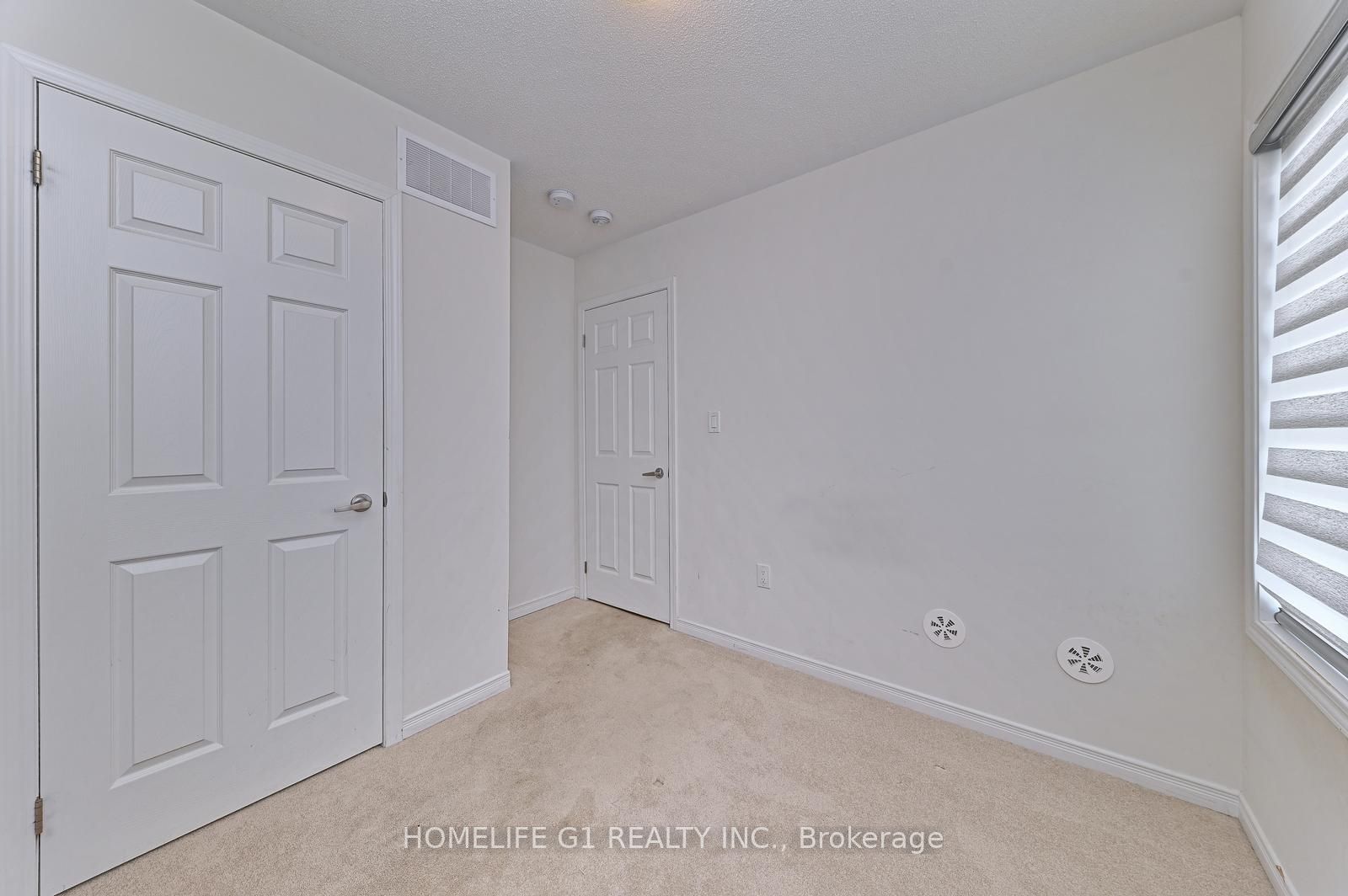 2605 Magdalen Path, #3