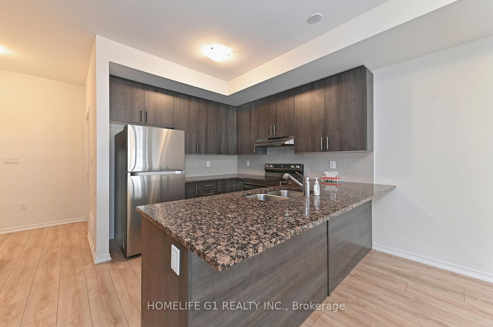 2605 Magdalen Path, #3