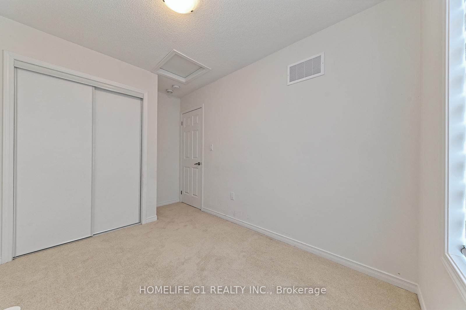 2605 Magdalen Path, #3