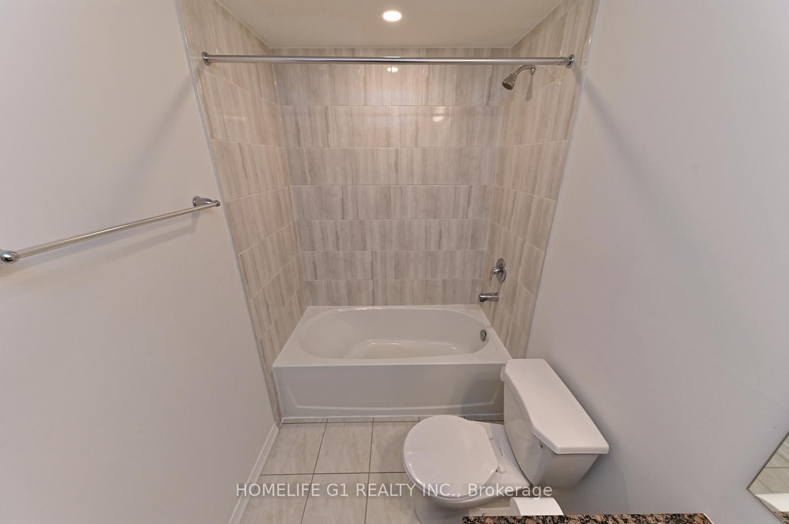 2605 Magdalen Path, #3