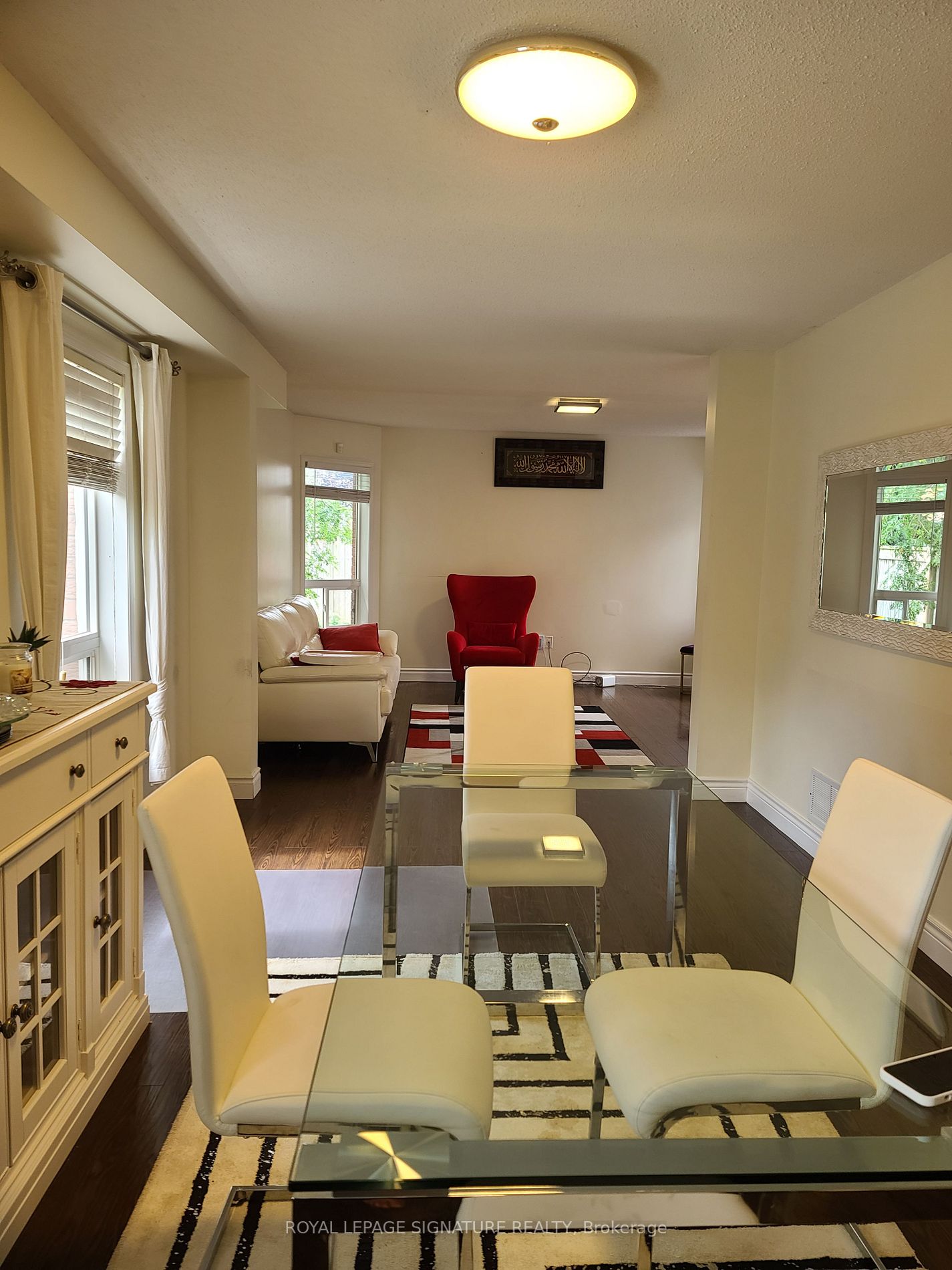 10 Harmer Dr