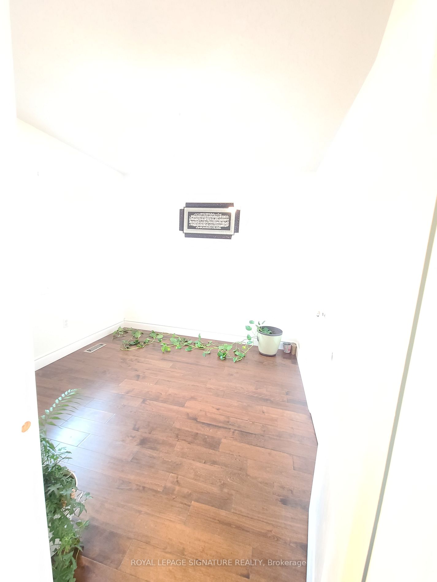 10 Harmer Dr