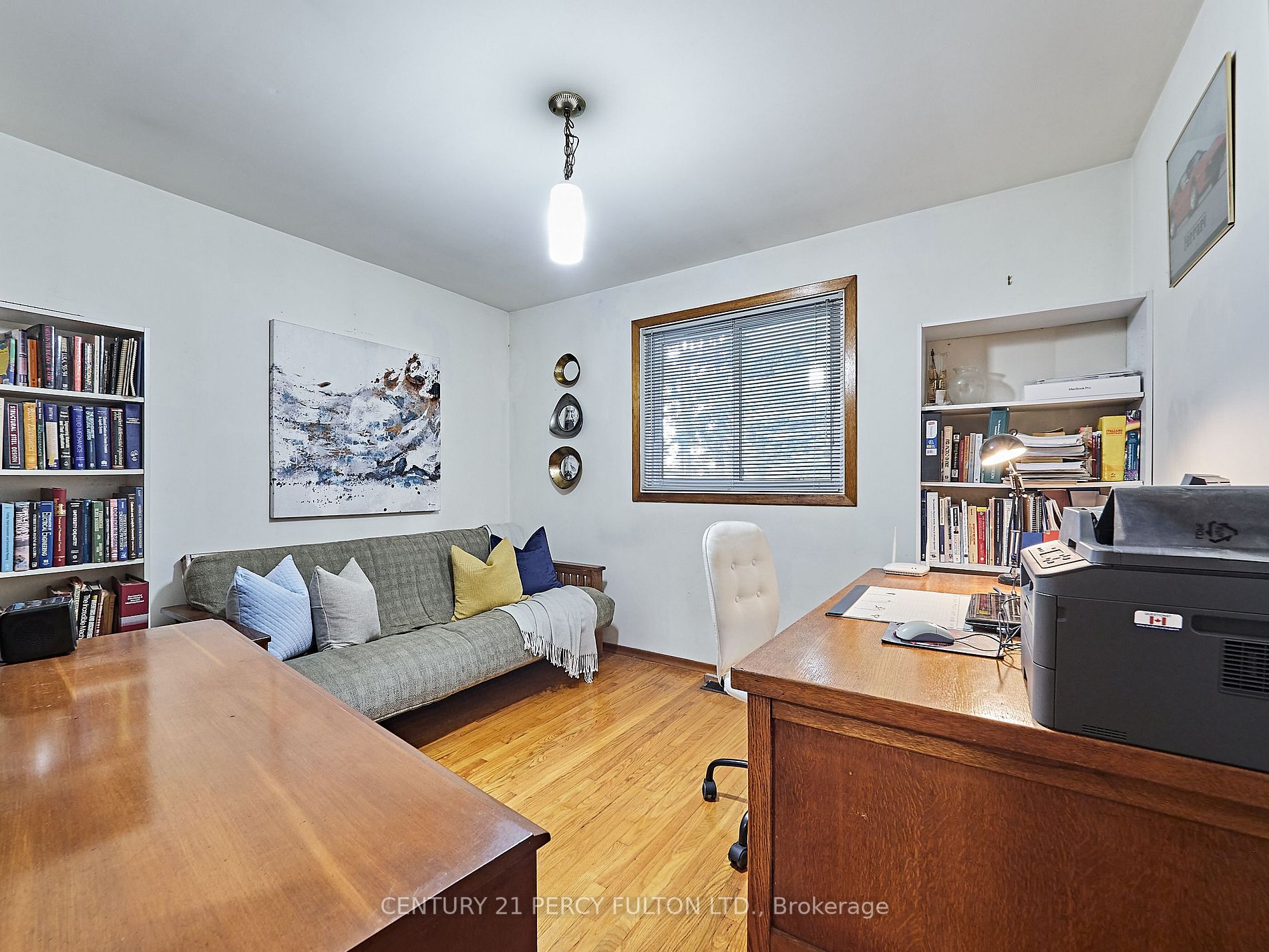 474 Taunton Road W