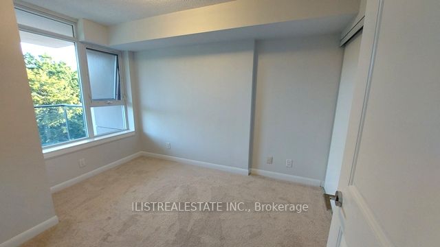 190 Borough Dr, #707