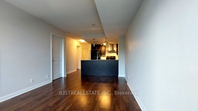 190 Borough Dr, #707