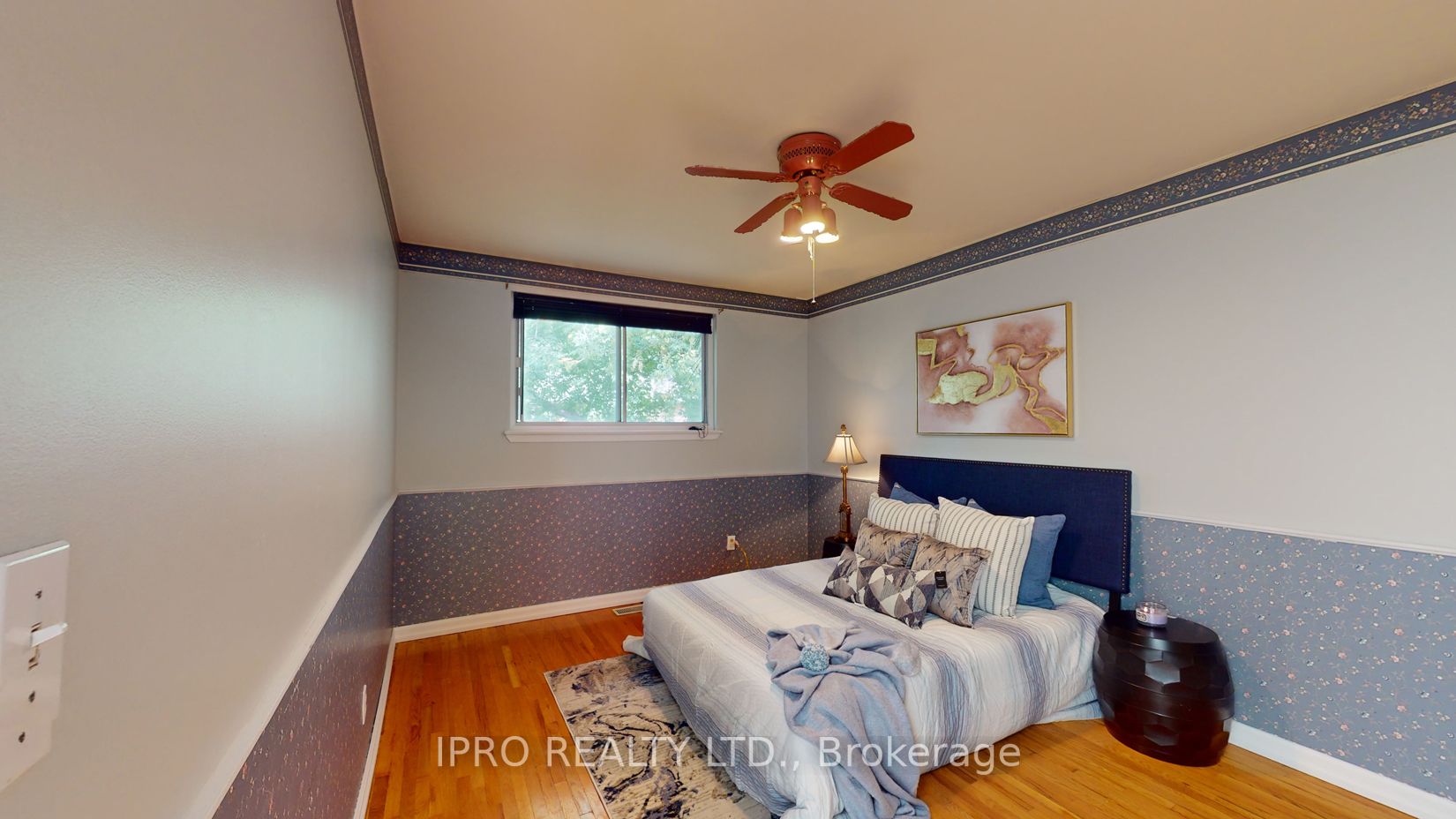 151 Clements Rd E