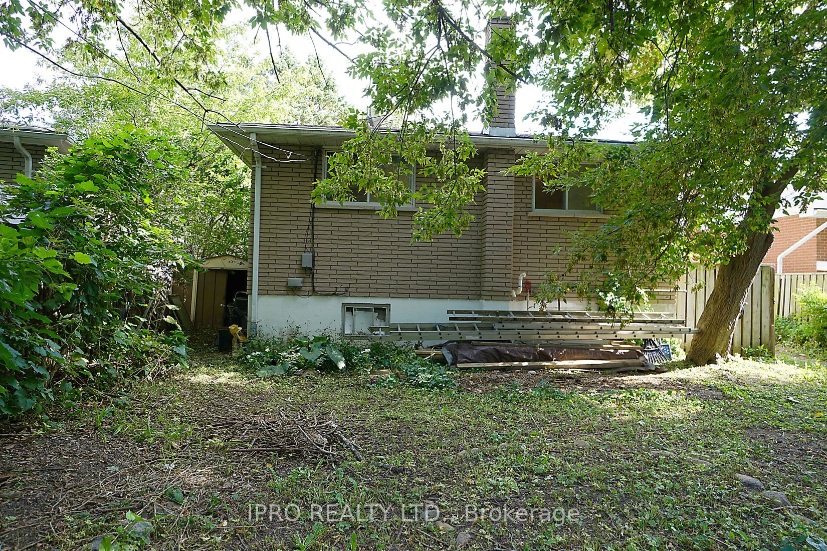 151 Clements Rd E