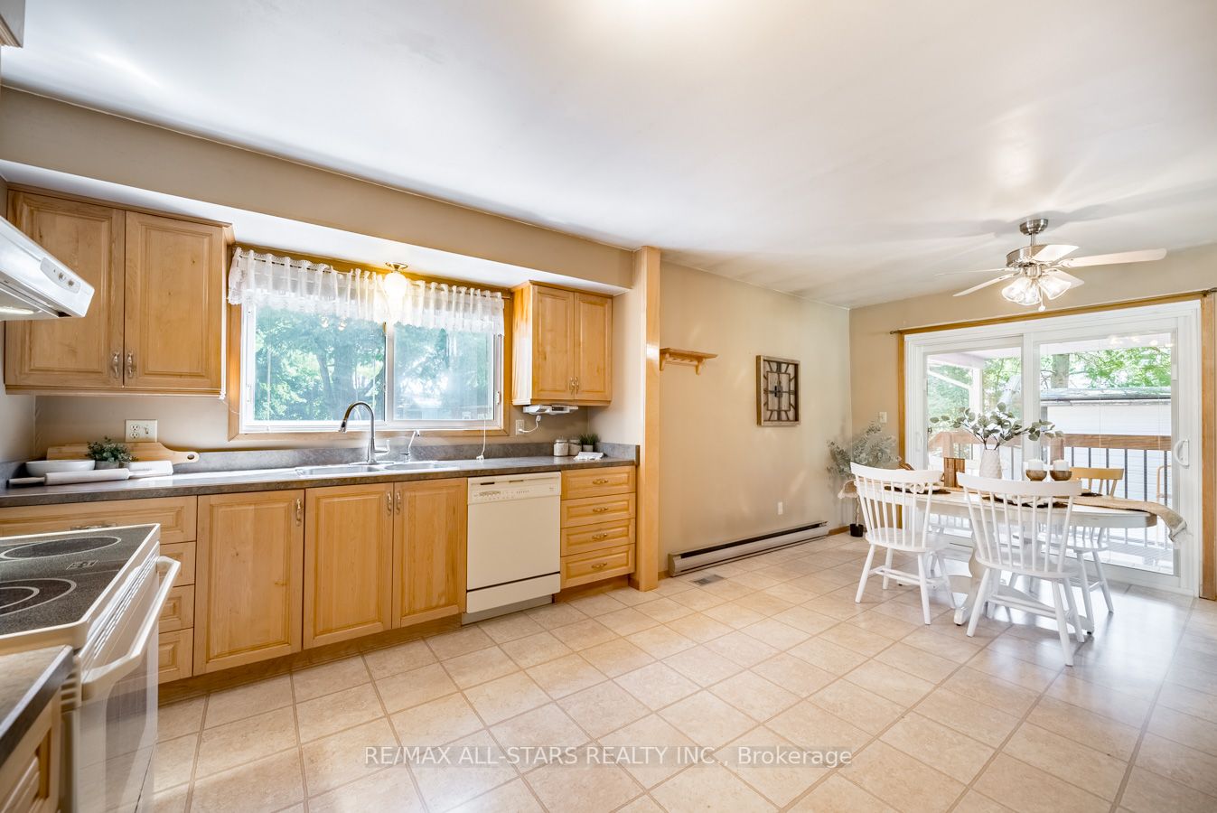 163 Summit Dr