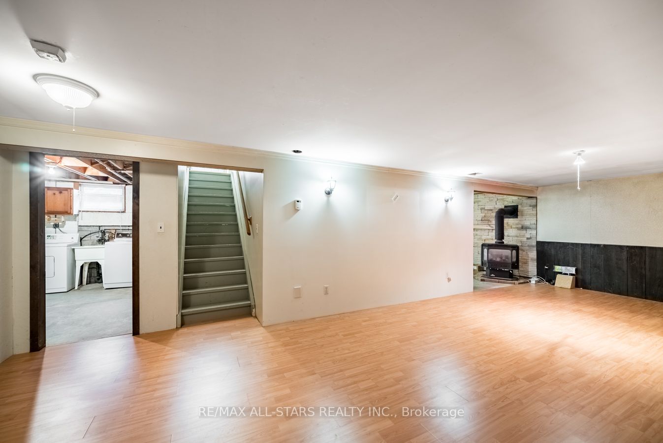 163 Summit Dr