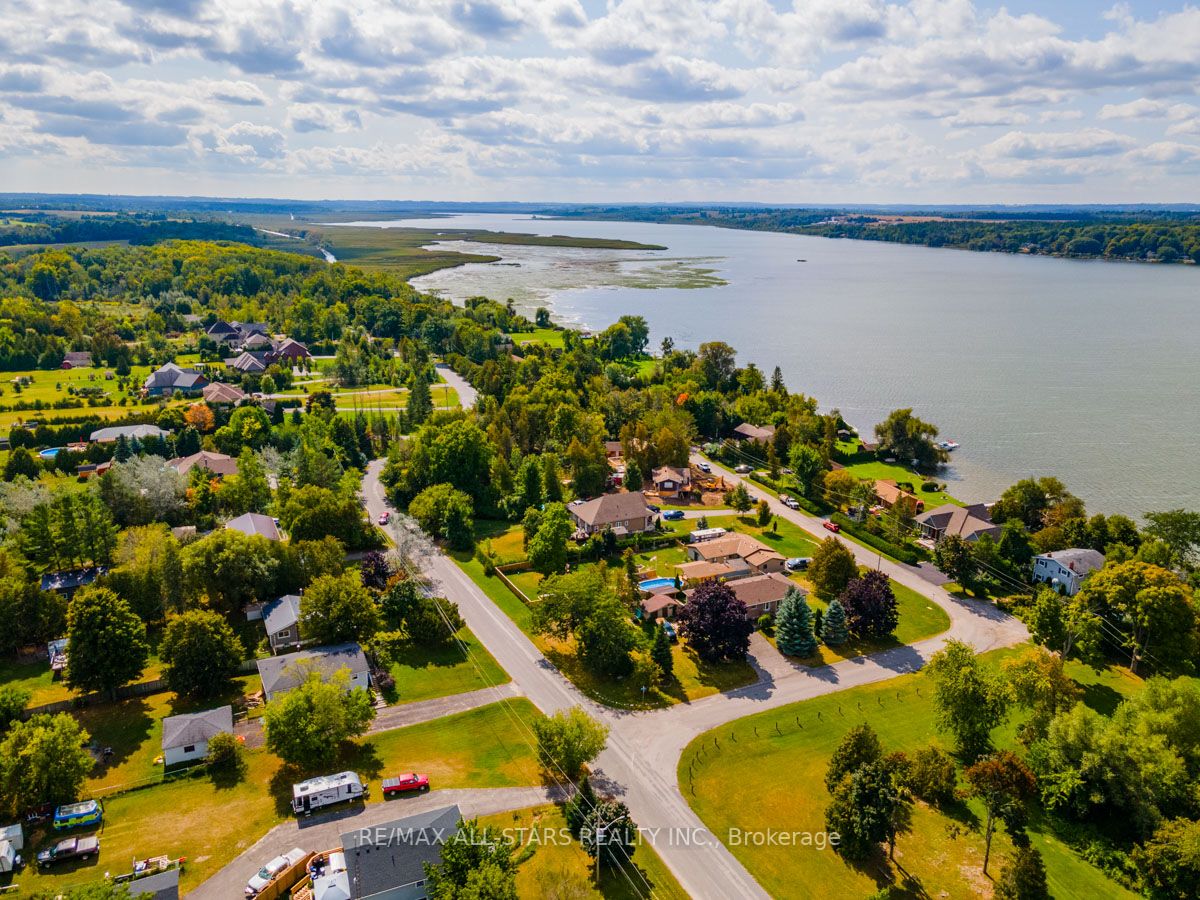 163 Summit Dr