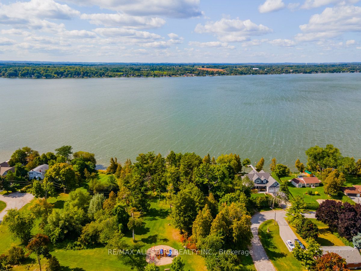163 Summit Dr