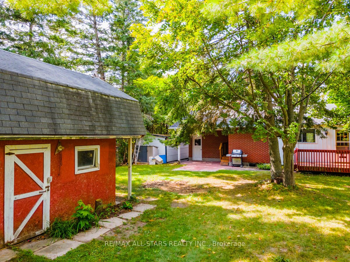 163 Summit Dr
