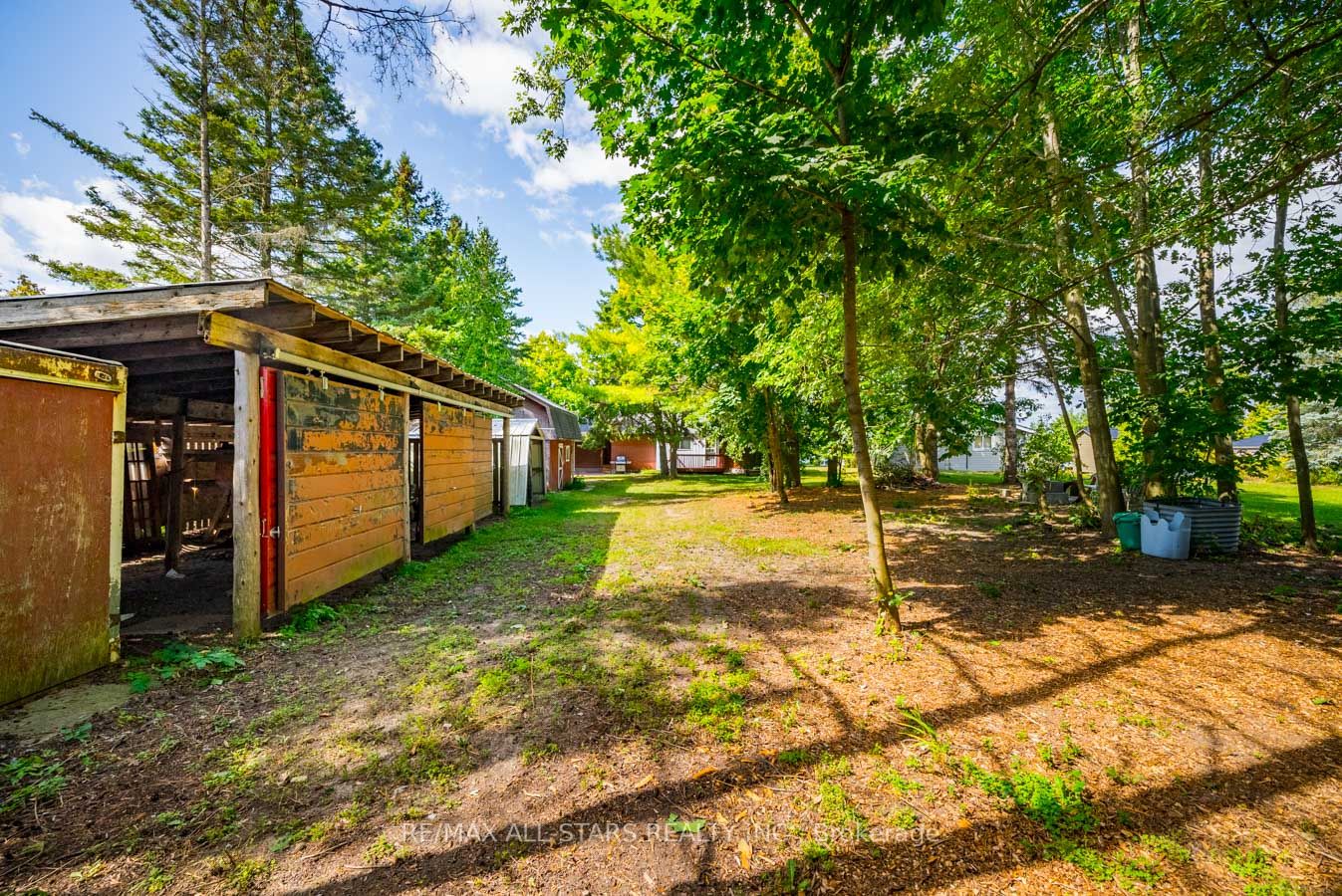 163 Summit Dr