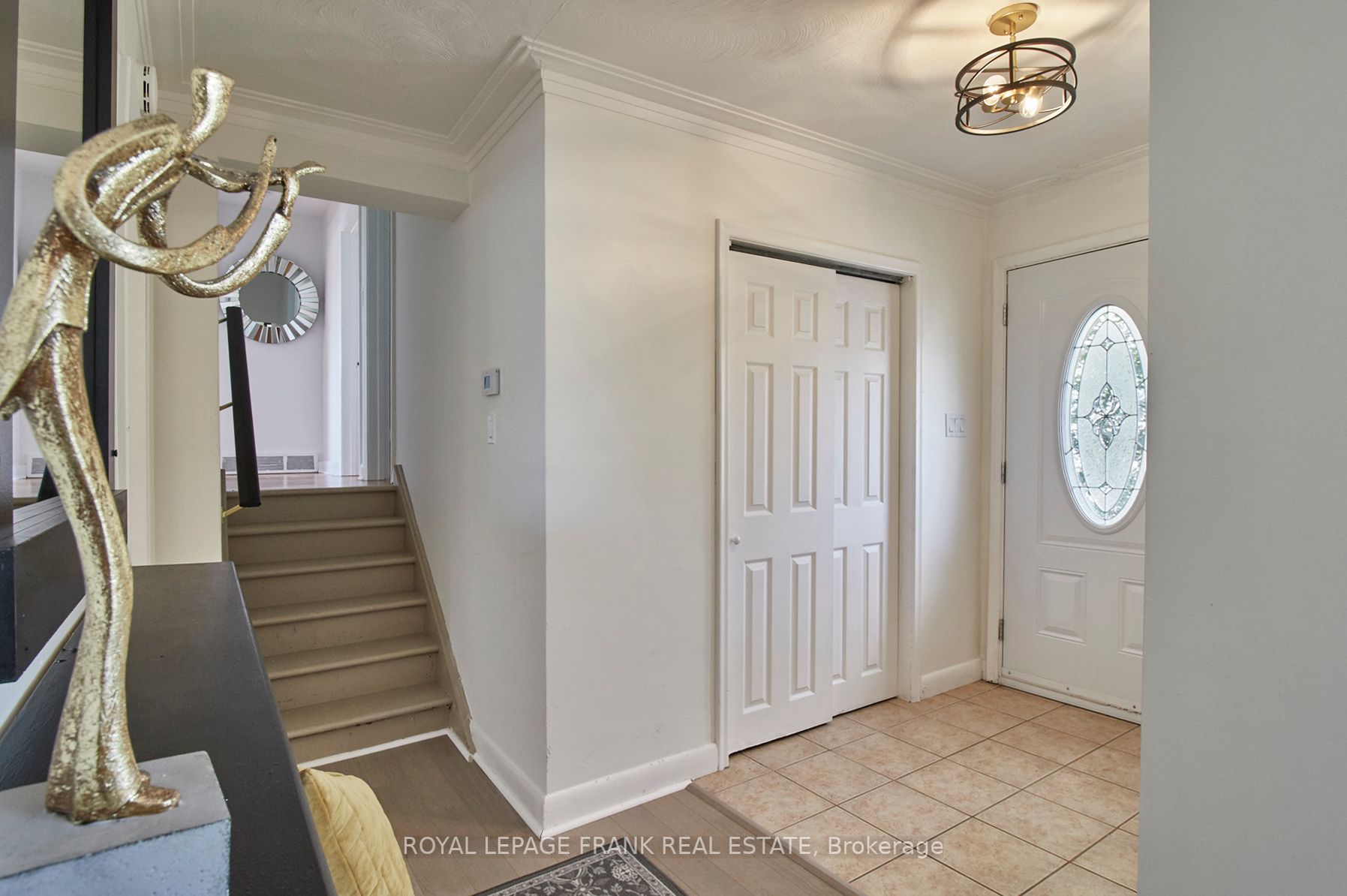 707 Walnut St W
